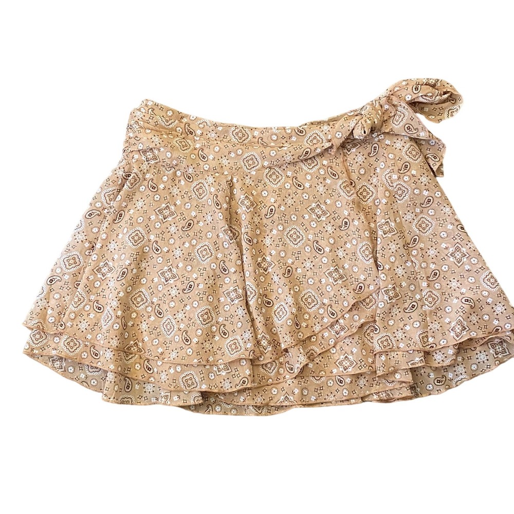 NWT Aerie// bandana print ruffle, wrap skirt// beige// women’s large